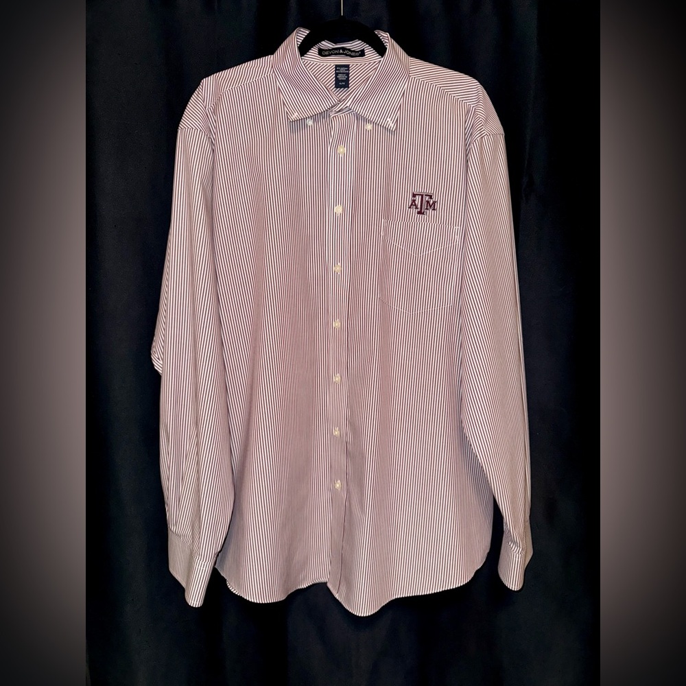 *NWOT* Texas A&M Button Down Collared Shirt - Maroon & White Stripes - Men’s XL